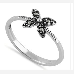 925 Sterling silver Dainty Flower Marcasite  Size 7